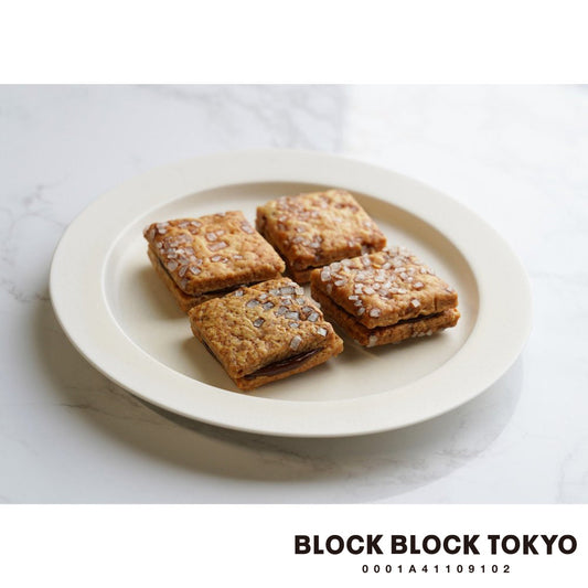 【送料無料、ポスト投函】BLOCK BLOCK TOKYO バスクチーズクッキー(キャラメル)4個入り/HAPPY BITHDAY シール付