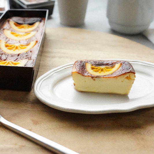 BLOCK BLOCK TOKYO ブラックレーベル バスクチーズケーキ(オレンジ)
