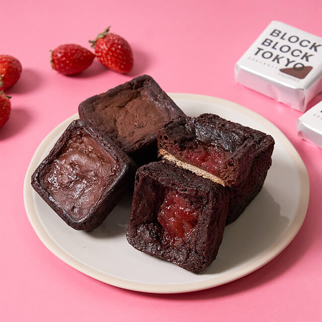 バスクチーズケーキ(ショコラ、ショコラストロベリー)8個入り【クーポン使用】