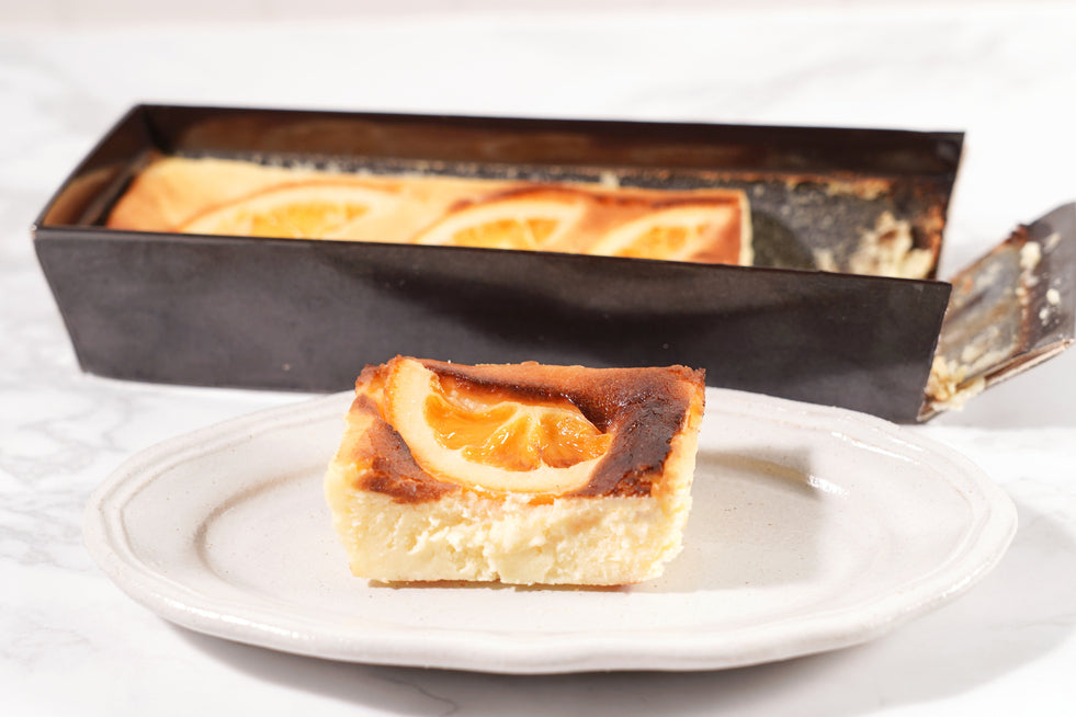 バスクチーズケーキ＆ベイクドチーズケーキ（オレンジ）食べ比べセット