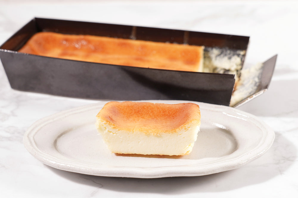 バスクチーズケーキ＆ベイクドチーズケーキ（ベーシック）食べ比べセット