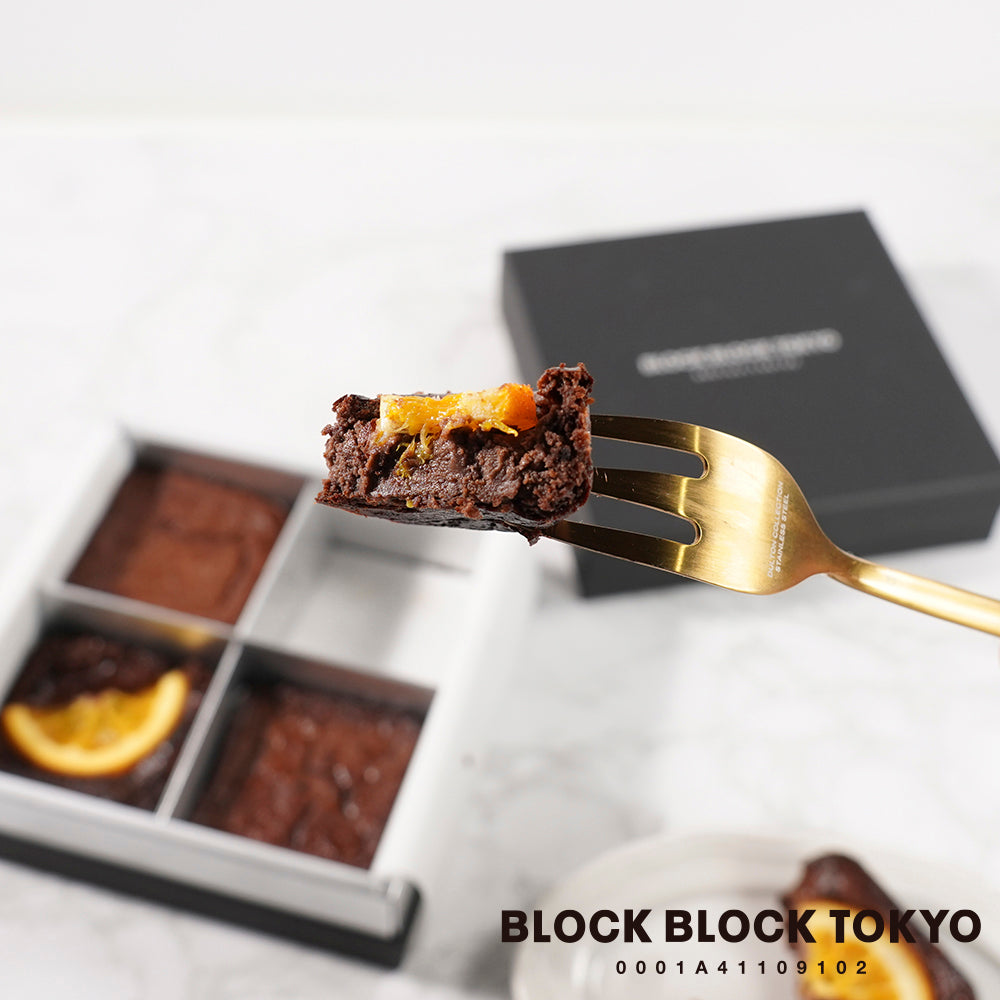 BLOCK BLOCK TOKYO バスクチーズケーキ／ギフトボックスショコラアソート（ショコラ・ショコラオレンジ　Mix　4個入り）